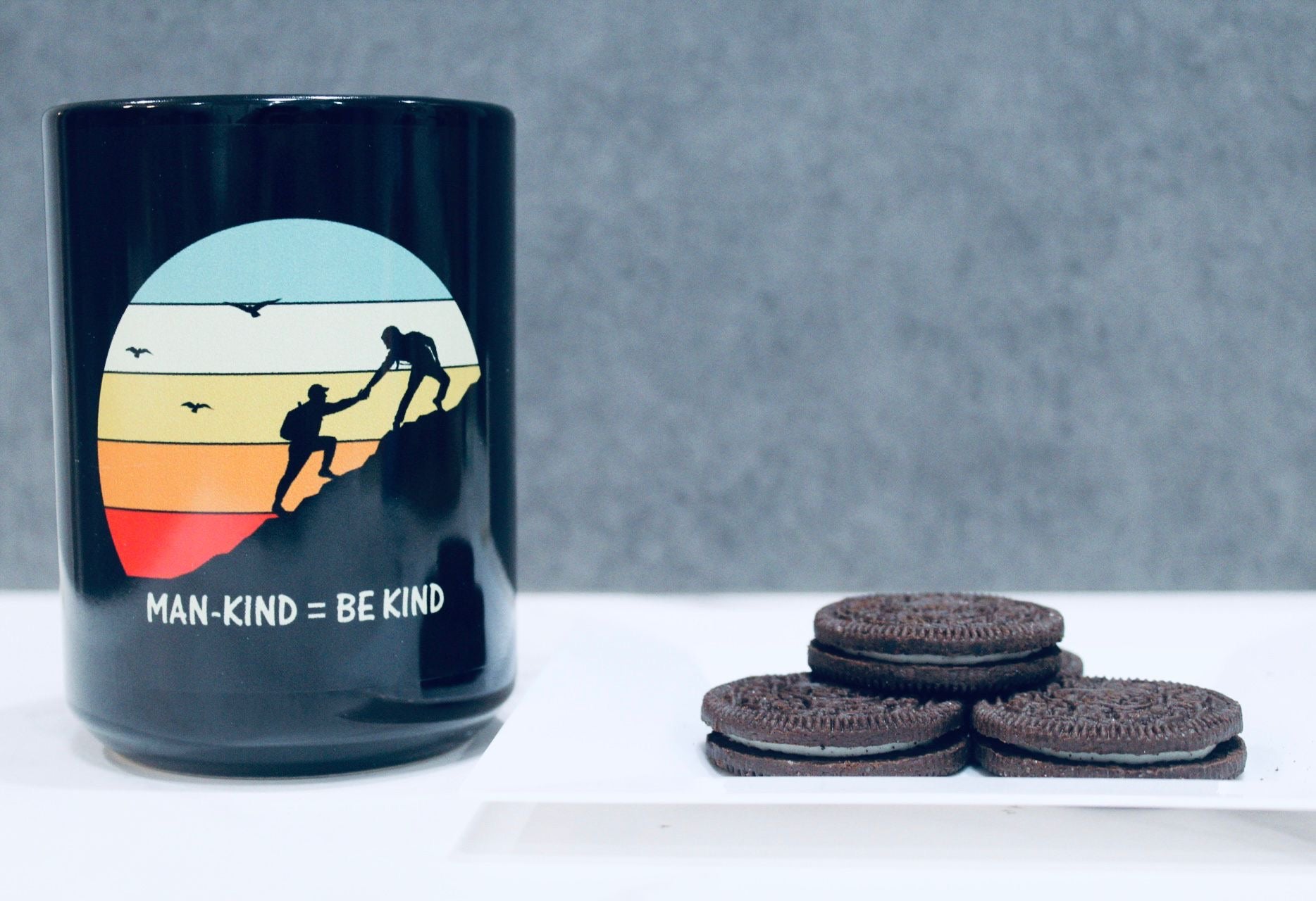 Be Kind Black Glossy Mug